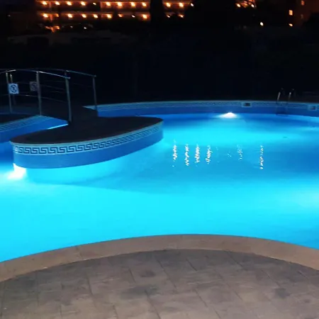 Royal - La Flamenca Lägenhet